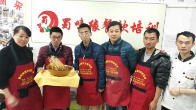 成都学钵钵鸡日韩精品一区二区三区水蜜桃哪家好？