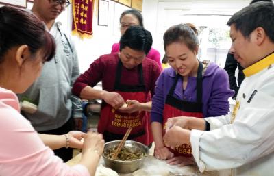 成都包子日韩精品一区二区三区水蜜桃哪里最好?成都学习包子技术哪里好?