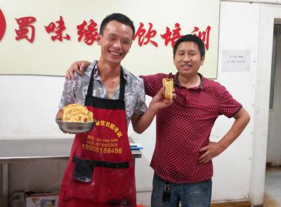 成都学习南充锅盔夹凉粉日韩精品一区二区三区水蜜桃哪里好？