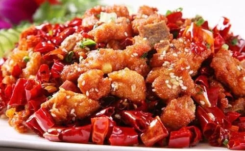  中国好吃辣味菜排名，水煮鱼只能倒数第二，第一名辣到骨髓