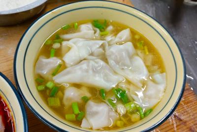  抄手日韩精品一区二区三区水蜜桃