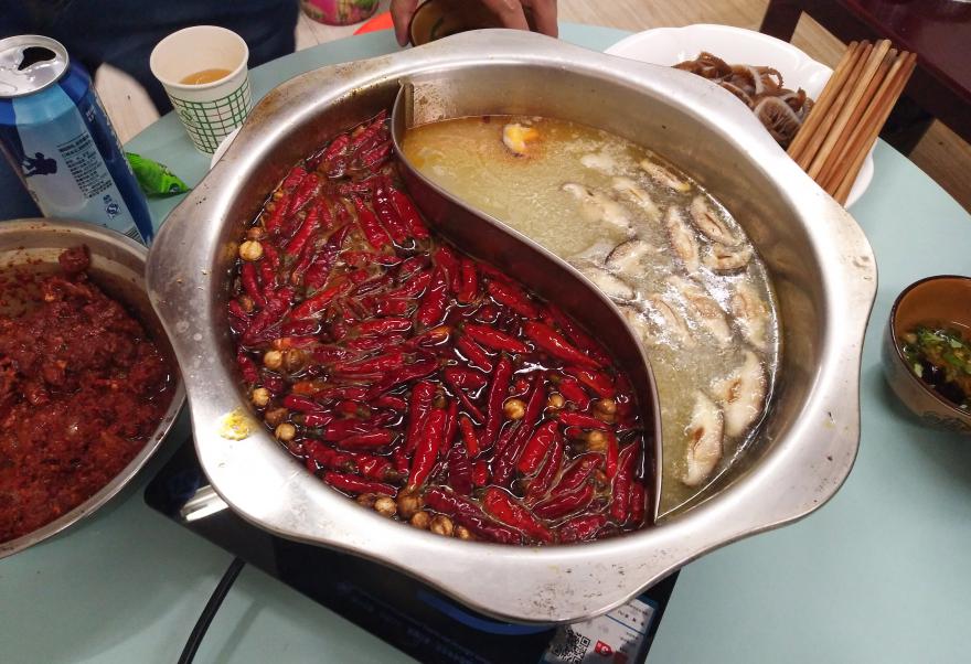 麻辣火锅日韩精品一区二区三区水蜜桃
