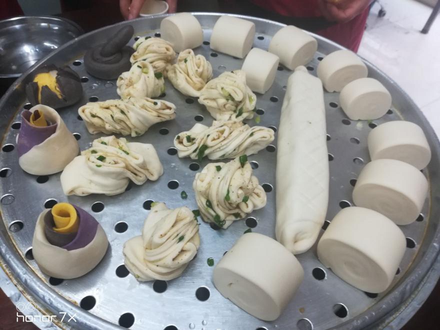 包子馒头日韩精品一区二区三区水蜜桃