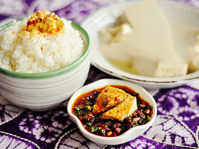 豆花饭日韩精品一区二区三区水蜜桃哪里比较正宗?秘制酱料日韩精品一区二区三区水蜜桃