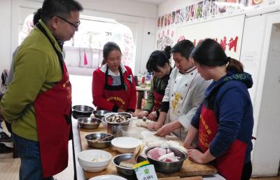 成都里可以学餐饮技术？