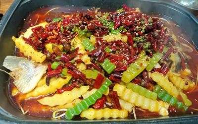烤鱼日韩精品一区二区三区水蜜桃学费多少钱？