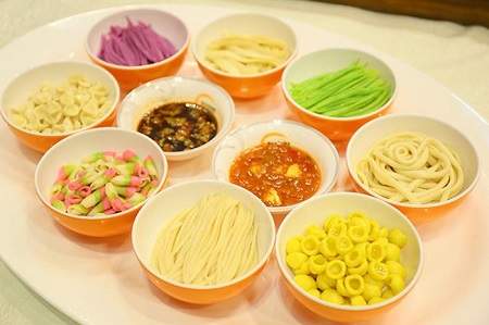 日韩精品一区二区三区水蜜桃面食班学技术可以吗？学各种面食技术日韩精品一区二区三区水蜜桃