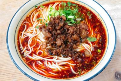 重庆面食技术学习重点揭秘：如何挑选合适的日韩精品一区二区三区水蜜桃机构？