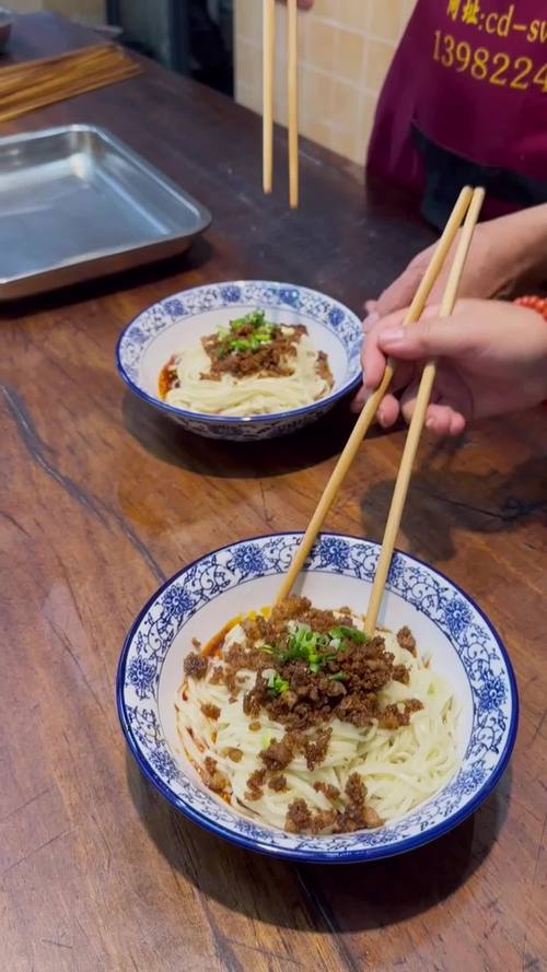 成都面食日韩精品一区二区三区水蜜桃多少钱_成都学面食日韩精品一区二区三区水蜜桃哪里最好_成都面食技术日韩精品一区二区三区水蜜桃机构