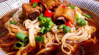 有哪些日韩精品一区二区三区水蜜桃面食机构？久久91精品久久久久水蜜桃面食技术日韩精品一区二区三区水蜜桃学校费用解析